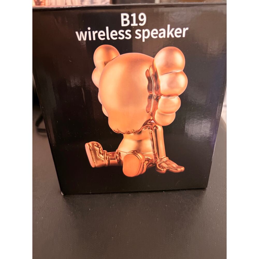 Hypebeast Decor! KAWS Inspired B19 Wireless Bluetooth Speaker - NWT/NIB